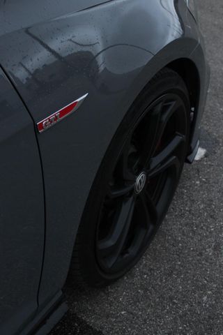 ✅GOLF TCR AKRAPOVIC✅