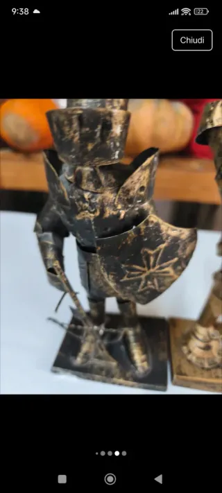 Coppia Cavalieri Medievali in Metallo