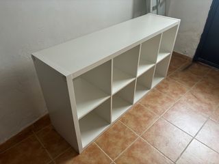 Estantería blanca modular