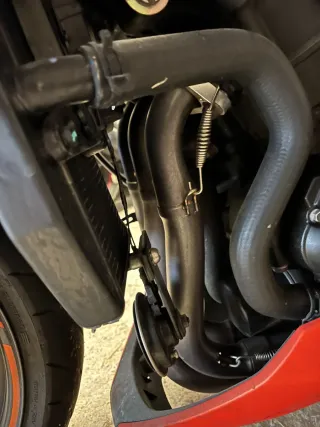 Línea de escape SC Project Triumph Street Triple 7