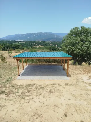 Se fabrican Pergolas de madera o metal