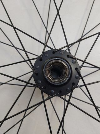 Rueda Trasera Bontrager AT-850 Disc 26