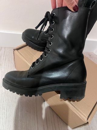 Botas militares negras Massimo Dutti