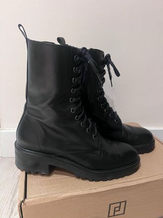Botas militares negras Massimo Dutti