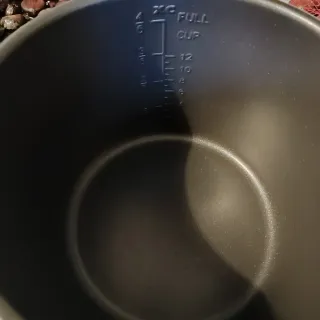 Olla programable Newcook roja