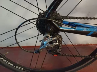 Bicicleta Carretera Carbono Focus Team SL