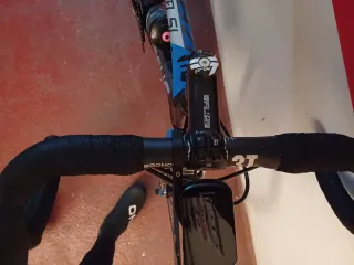 Bicicleta Carretera Carbono Focus Team SL