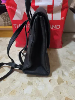 Mochila Negra Stradivarius