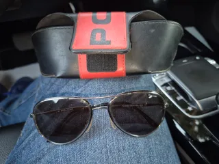 Gafas de Sol Police Negras y Rojas