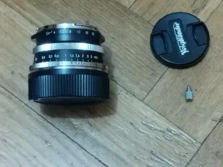 Voigtlander 21mm f/3.5 Color-Skopar