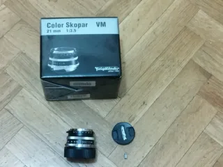 Voigtlander 21mm f/3.5 Color-Skopar
