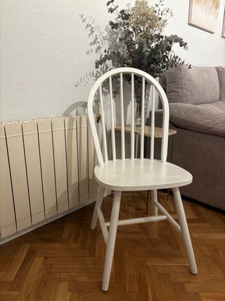 6 Sillas de comedor de madera blancas