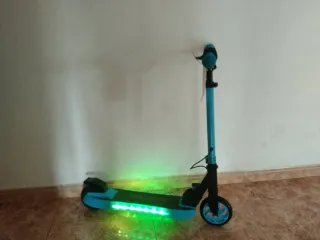 Patinete Eléctrico Infantil Azul