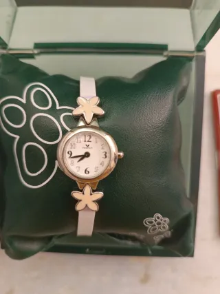 Reloj Viceroy niña flores. Precio nuevo 75€