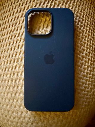 Funda iPhone 16 Pro Max Silicona MagSafe Negra25