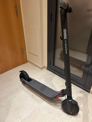 Patinete eléctrico Ninebot by Segway cómo nuevo