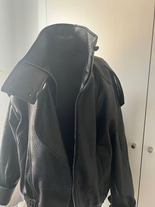 Cazadora Polipiel Zara Talla S