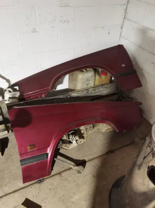 Aletas Delanteras Volvo 940