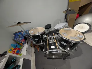 Batería Millenium Completa + Sabian + Sordinas