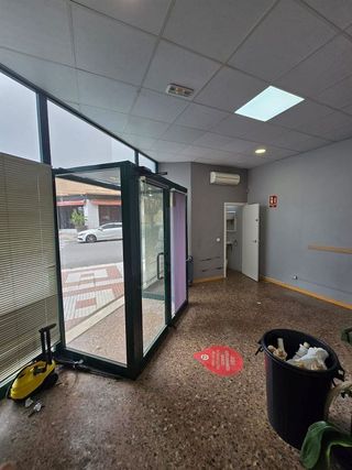 Local comercial en alquiler en Esparreguera