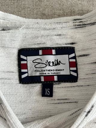 Camiseta SikSilk blanca jaspeada