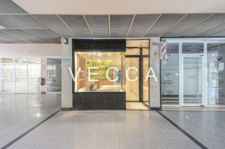 Local comercial en alquiler en Las Conejeras - Esparragal en Coslada