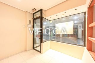 Local comercial en alquiler en Las Conejeras - Esparragal en Coslada