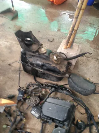 Motor Suzuki burman 250cc