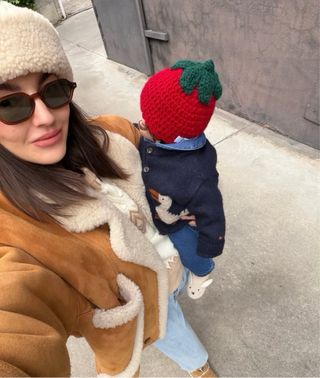 Abrigo piel Pepe Jeans marrón.