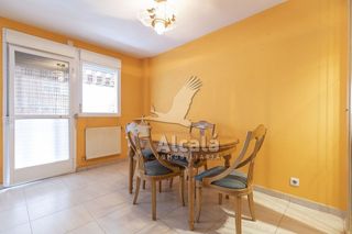 Casa en venta en Ensanche en Alcalá de Henares