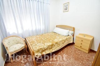 Casa adosada en venta en Cheste