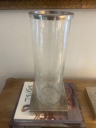 Candelabros de cristal con base metálica