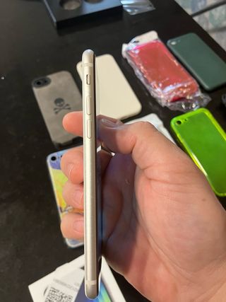 Iphone SE 2022 3a Gen 128 gb en garantía