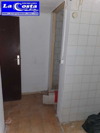 Local comercial en venta en Numancia - San Fernando en Santander