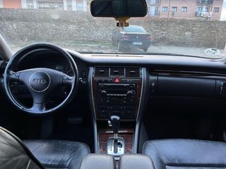 Audi A8 2003