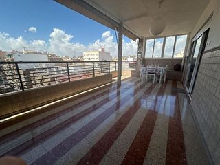 Ático en venta en Ensanche - Diputación en Alicante