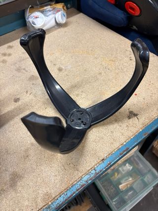 Supporto da parete per palloni