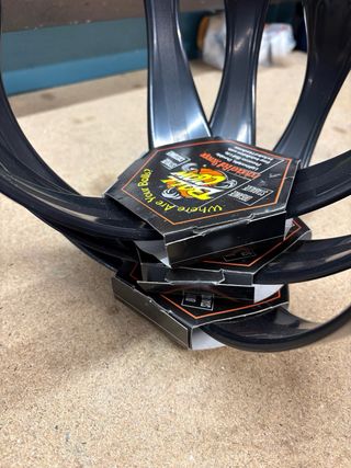 Supporto da parete per palloni