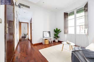 Piso en venta en Centro - Sagrario en Granada