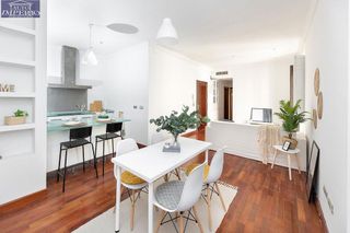 Piso en venta en Centro - Sagrario en Granada