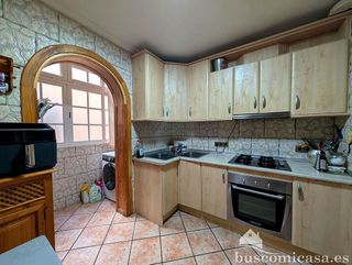 Piso en venta en Linares