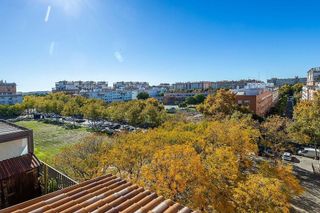 Piso en venta en Colores - Entreparques en Sevilla