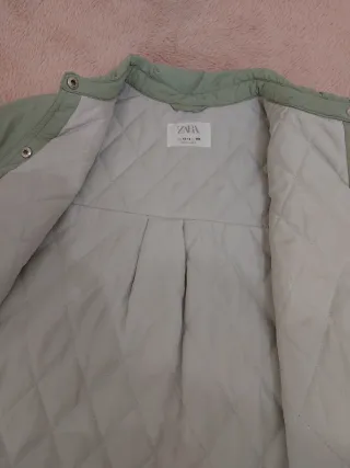 Chaqueta acolchada Zara verde