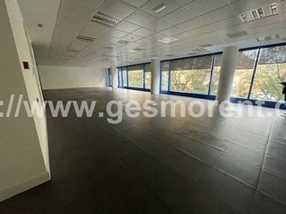 Oficina en venta en Bufalà en Badalona