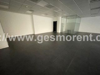 Oficina en venta en Bufalà en Badalona