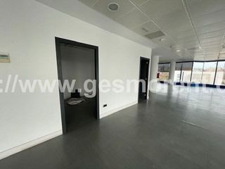 Oficina en venta en Bufalà en Badalona