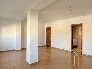 Piso en venta en Eixample Sud – Migdia en Girona
