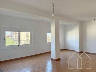 Piso en venta en Eixample Sud – Migdia en Girona