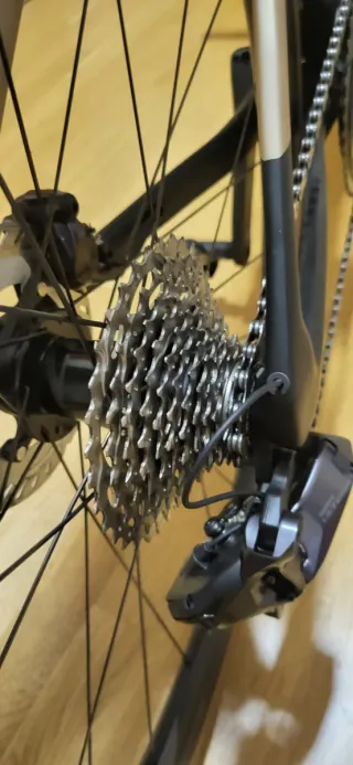 Bicicleta de carretera Megamo