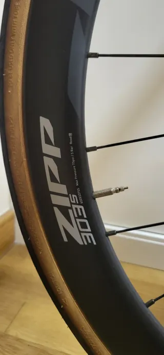 Bicicleta de carretera Megamo